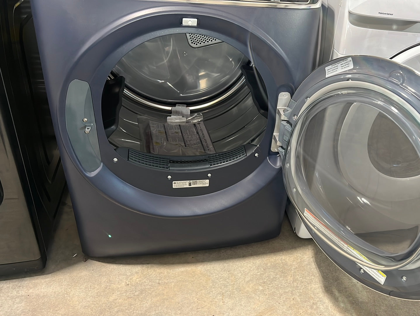 7.8 Cu. Ft. 12-Cycle Gas Dryer with Steam