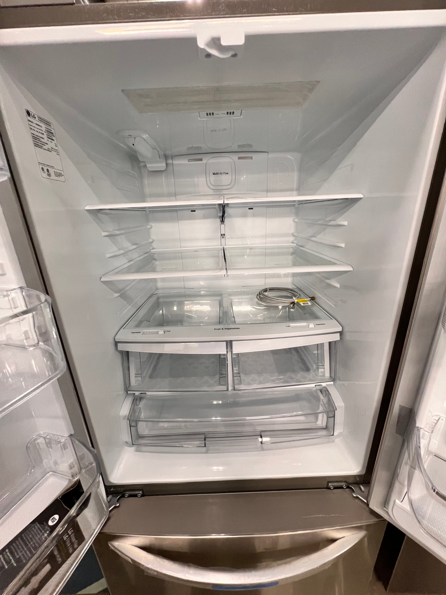 21.8 cu. ft. 3-Door French Door Refrigerator