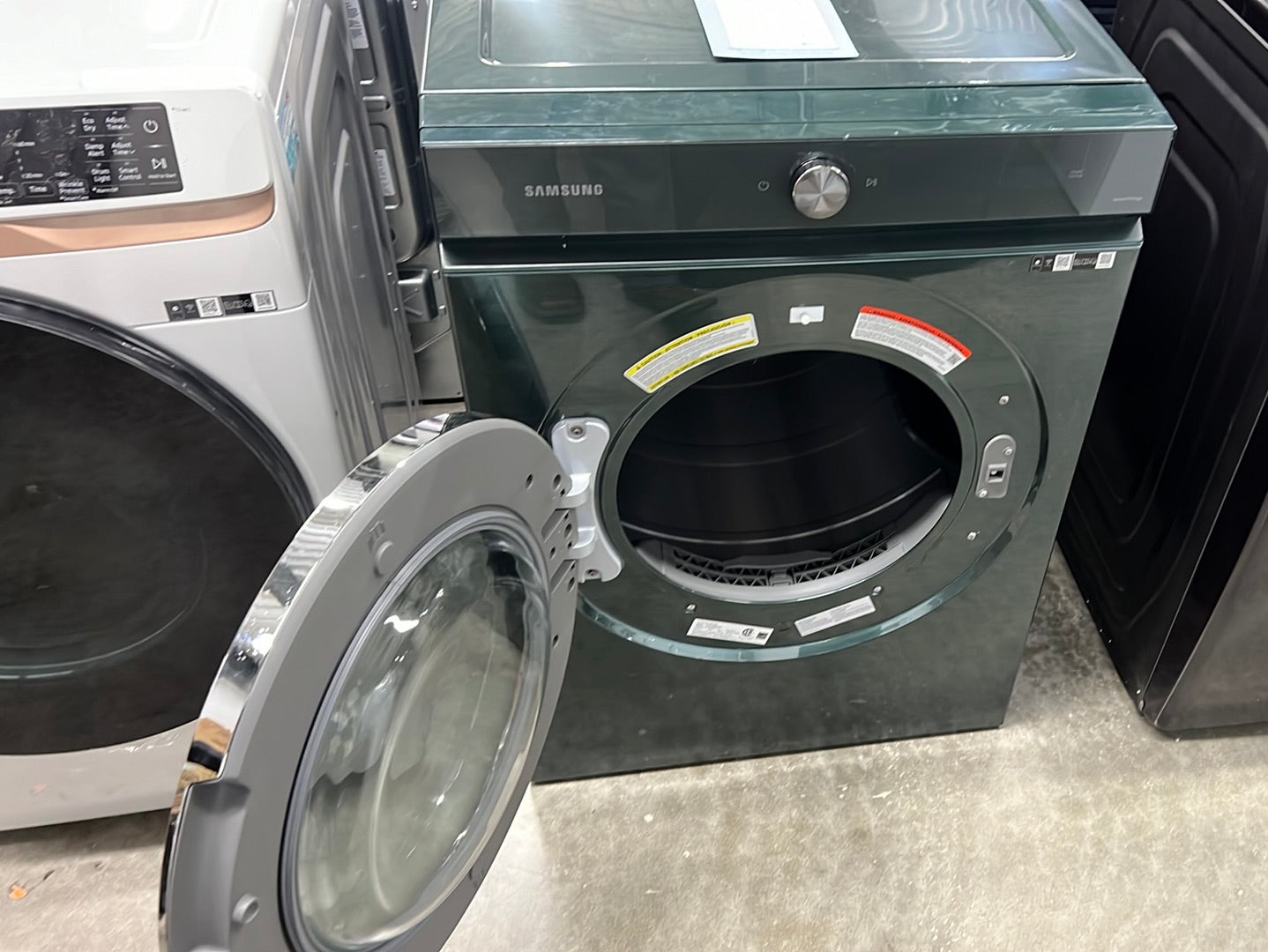 Bespoke 7.6 cu. ft. Ultra Capacity Electric Dryer with AI Optimal Dry and Super Speed Dry