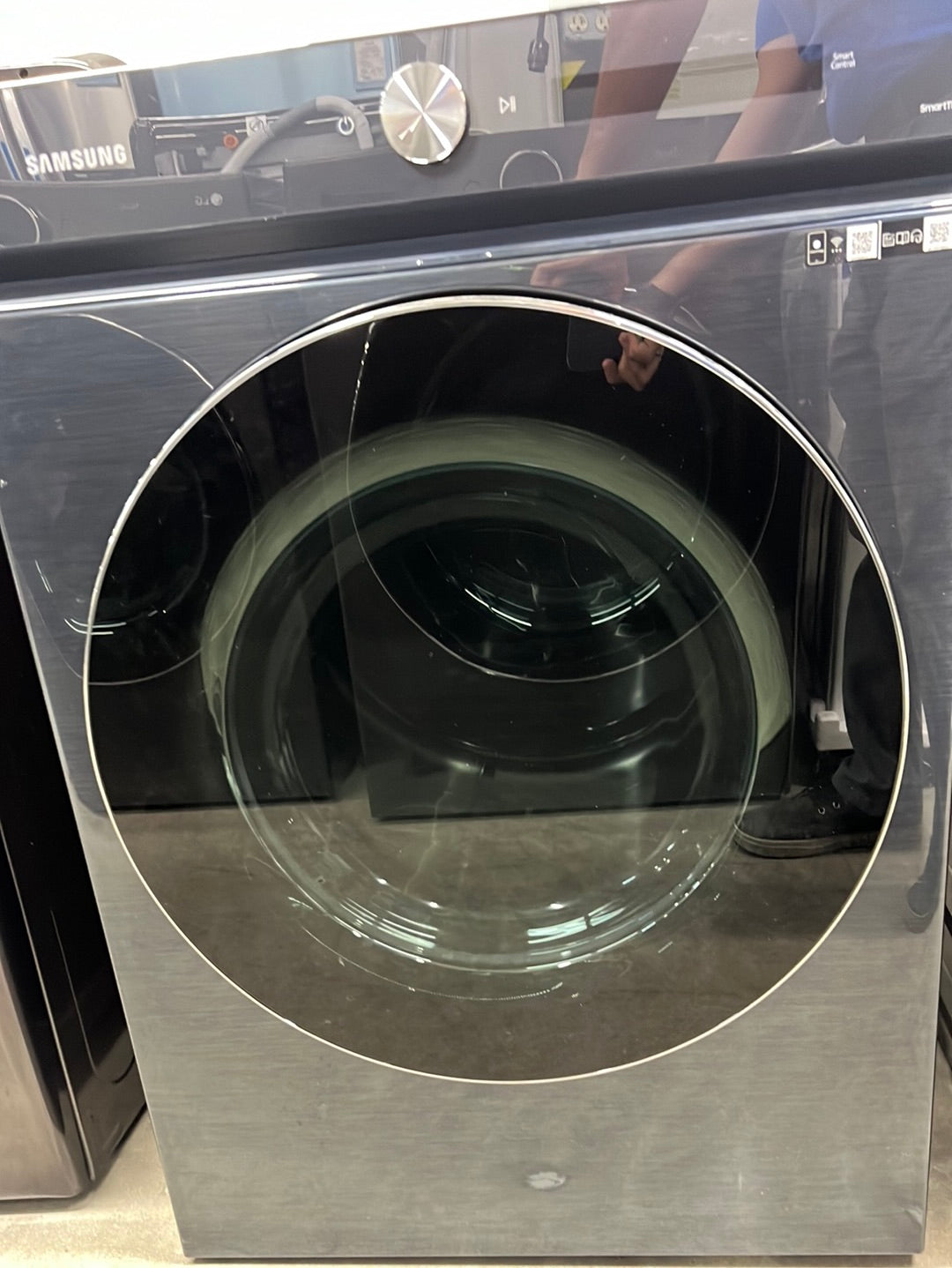 Bespoke 7.6 cu. ft. Ultra Capacity Electric Dryer with AI Optimal Dry and Super Speed Dry (minor dents may cause light noise)