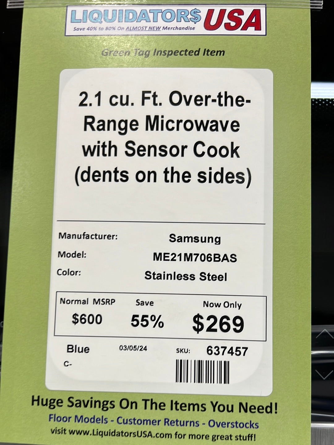 800 Series 1.6 Cu. Ft. Convection Built-In Microwave (minor dent to top left corner)