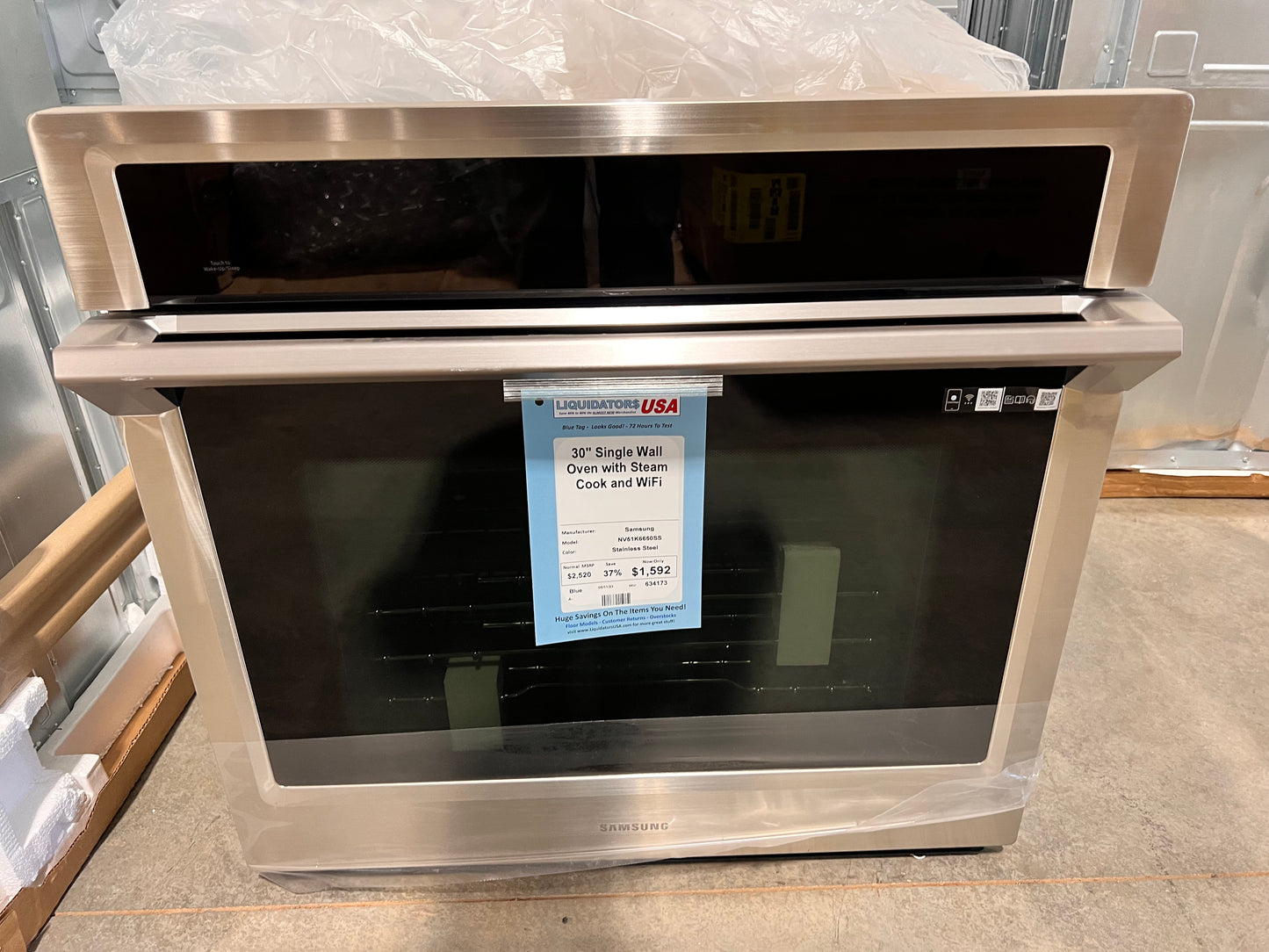 30" Single Wall Oven with Steam Cook and WiFi