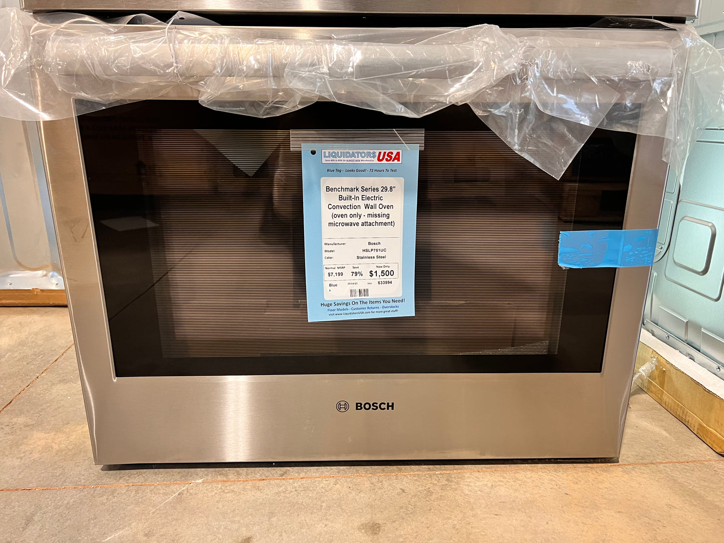 Benchmark Series 29.8" Built-In Electric Convection  Wall Oven (oven only - missing microwave attachment)